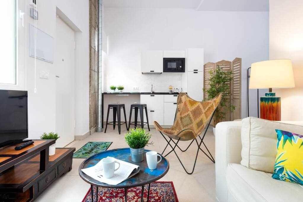 Monkeys Apartments Pinoloft Nuevo Torneo Sevilla Eksteriør bilde