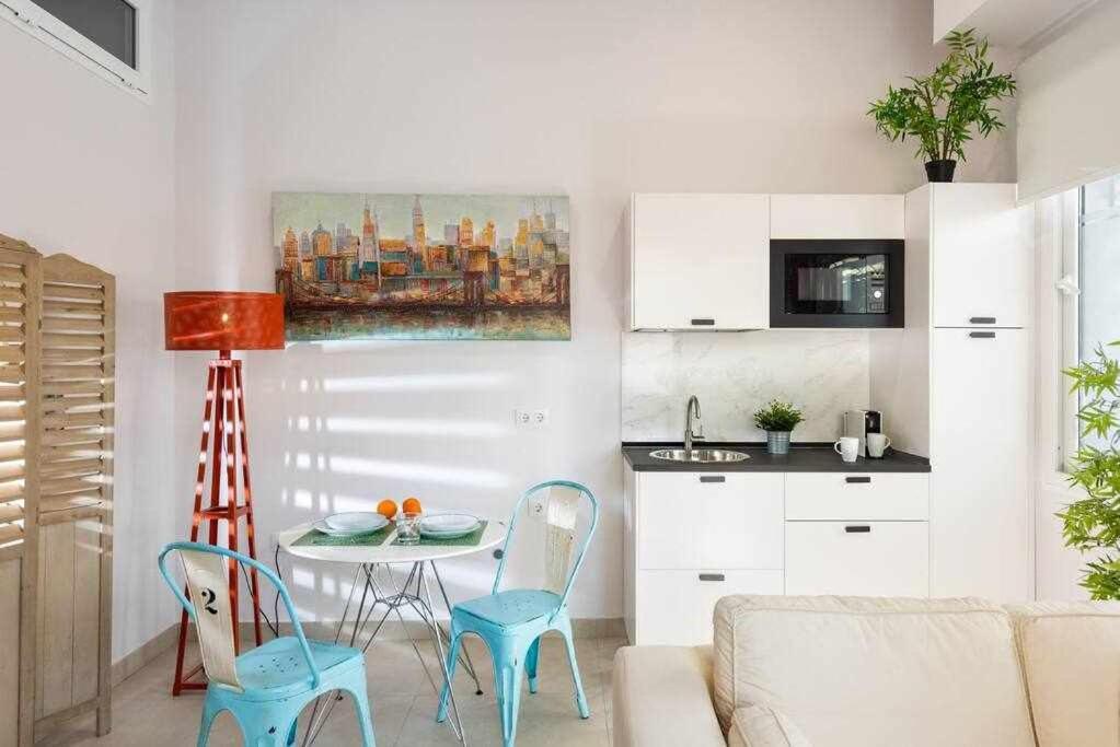 Monkeys Apartments Pinoloft Nuevo Torneo Sevilla Eksteriør bilde